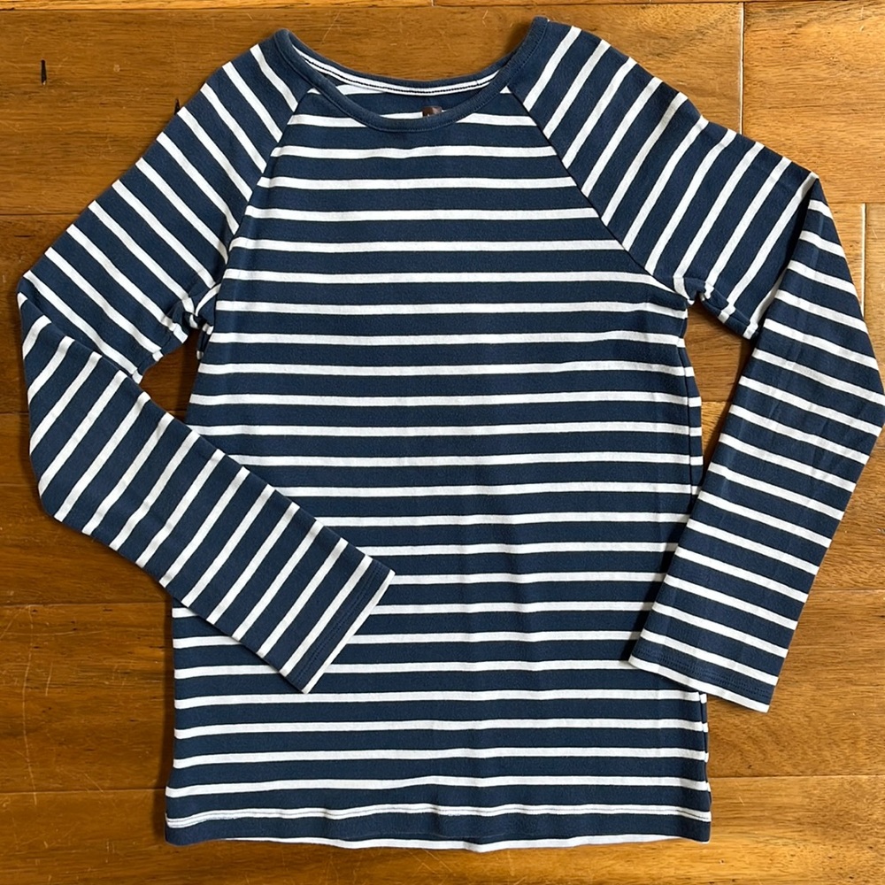 TEA Collection girl’s shirt, size 12